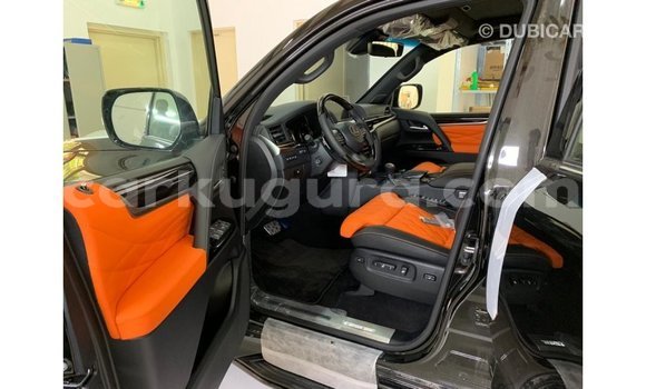 Nunua Imported Lexus LX Nyeusi Gari ndani ya Import - Dubai nchini Bujumbura Nunua Imported Lexus LX Nyeusi Gari ndani ya Import - Dubai nchini Bujumbura