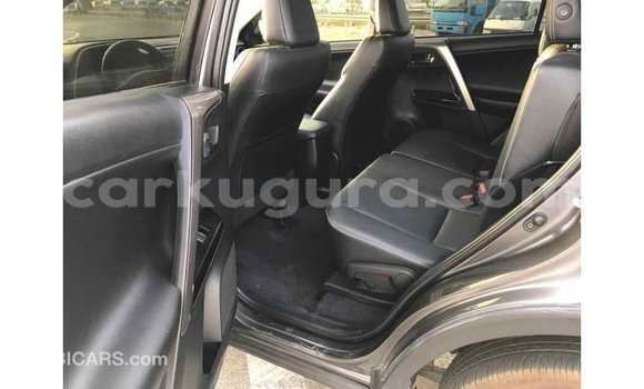 Nunua Imported Toyota 4Runner Nyeusi Gari ndani ya Import - Dubai nchini Bujumbura Nunua Imported Toyota 4Runner Nyeusi Gari ndani ya Import - Dubai nchini Bujumbura