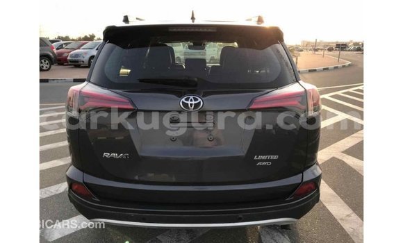 Nunua Imported Toyota 4Runner Nyeusi Gari ndani ya Import - Dubai nchini Bujumbura Nunua Imported Toyota 4Runner Nyeusi Gari ndani ya Import - Dubai nchini Bujumbura