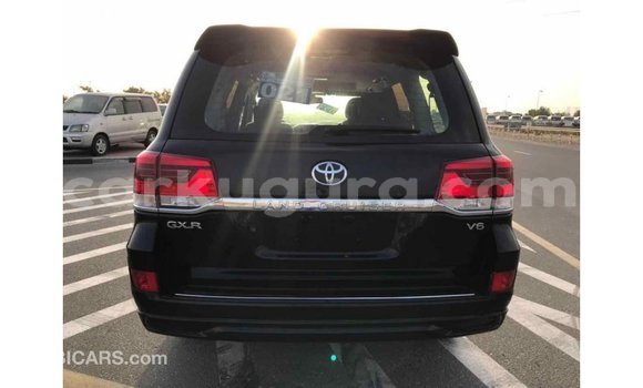 Acheter Import Voiture Toyota Land Cruiser Noir à Import - Dubai, Bujumbura Acheter Import Voiture Toyota Land Cruiser Noir à Import - Dubai, Bujumbura