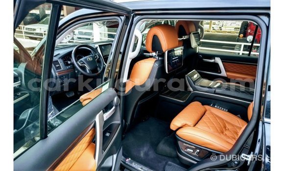 Nunua Imported Toyota Land Cruiser Nyeusi Gari ndani ya Import - Dubai nchini Bujumbura Nunua Imported Toyota Land Cruiser Nyeusi Gari ndani ya Import - Dubai nchini Bujumbura