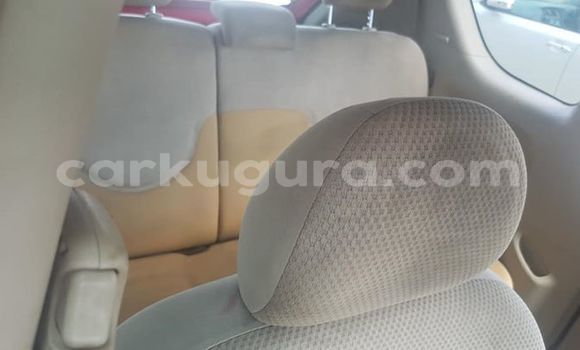 Acheter Occasion Voiture Toyota Porte Rouge à Bujumbura, Bujumbura Acheter Occasion Voiture Toyota Porte Rouge à Bujumbura, Bujumbura