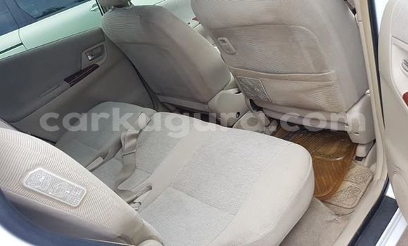 Acheter Occasion Voiture Toyota Spacio Blanc à Bujumbura, Bujumbura Acheter Occasion Voiture Toyota Spacio Blanc à Bujumbura, Bujumbura