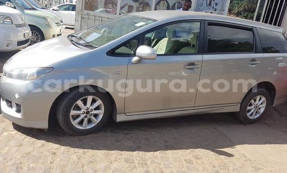 Acheter Occasion Voiture Toyota Wish Gris à Bujumbura, Bujumbura Acheter Occasion Voiture Toyota Wish Gris à Bujumbura, Bujumbura