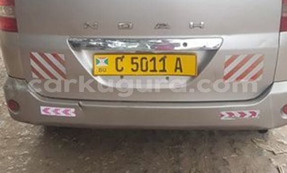 Acheter Occasion Voiture Toyota Noah Autre à Bujumbura, Bujumbura Acheter Occasion Voiture Toyota Noah Autre à Bujumbura, Bujumbura