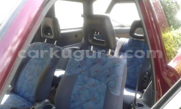 Nunua Ilio tumika Toyota RAV4 Nyekundu Gari ndani ya Bujumbura nchini Bujumbura Nunua Ilio tumika Toyota RAV4 Nyekundu Gari ndani ya Bujumbura nchini Bujumbura
