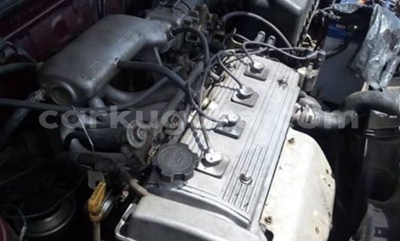 Nunua Ilio tumika Toyota Carina Nyekundu Gari ndani ya Bujumbura nchini Bujumbura Nunua Ilio tumika Toyota Carina Nyekundu Gari ndani ya Bujumbura nchini Bujumbura