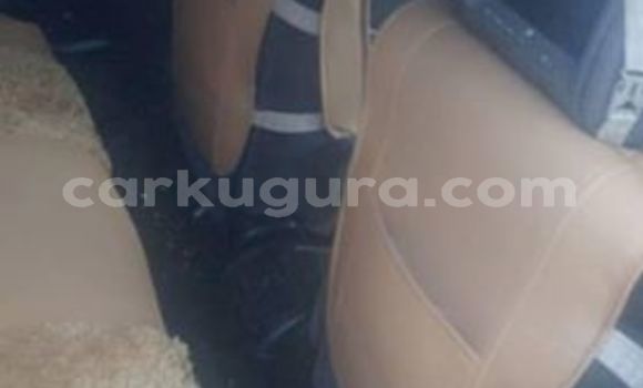 Nunua Ilio tumika Toyota Harrier Fedha Gari ndani ya Bujumbura nchini Bujumbura Nunua Ilio tumika Toyota Harrier Fedha Gari ndani ya Bujumbura nchini Bujumbura