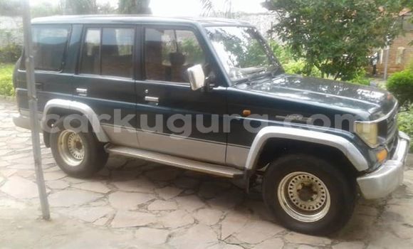Nunua Ilio tumika Toyota Land Cruiser Nyingine Gari ndani ya Bujumbura nchini Bujumbura Nunua Ilio tumika Toyota Land Cruiser Nyingine Gari ndani ya Bujumbura nchini Bujumbura