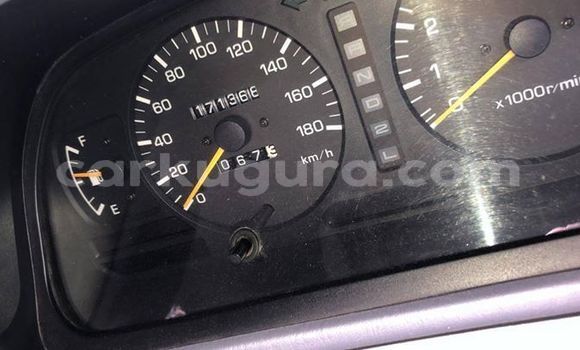 Nunua Ilio tumika Toyota Land Cruiser Prado Nyeupe Gari ndani ya Bujumbura nchini Bujumbura Nunua Ilio tumika Toyota Land Cruiser Prado Nyeupe Gari ndani ya Bujumbura nchini Bujumbura