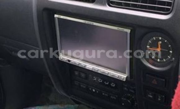 Nunua Ilio tumika Toyota Land Cruiser Prado Nyeupe Gari ndani ya Bujumbura nchini Bujumbura Nunua Ilio tumika Toyota Land Cruiser Prado Nyeupe Gari ndani ya Bujumbura nchini Bujumbura