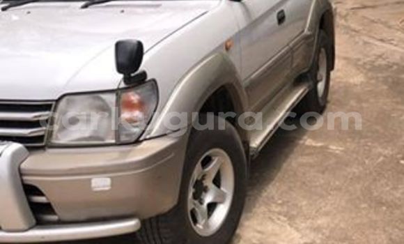 Nunua Ilio tumika Toyota Land Cruiser Prado Nyeupe Gari ndani ya Bujumbura nchini Bujumbura Nunua Ilio tumika Toyota Land Cruiser Prado Nyeupe Gari ndani ya Bujumbura nchini Bujumbura