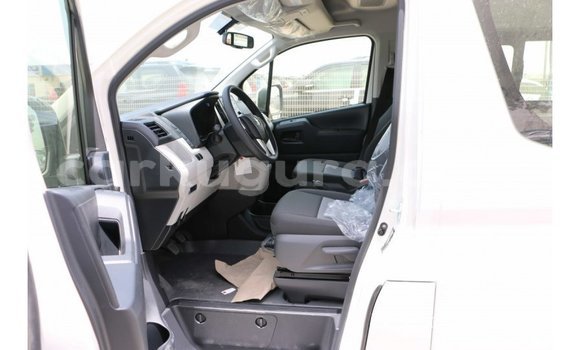Acheter Import Voiture Toyota Hiace Blanc à Import - Dubai, Bujumbura Acheter Import Voiture Toyota Hiace Blanc à Import - Dubai, Bujumbura