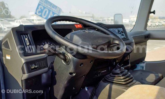 Nunua Imported Toyota Coaster Nyeupe Gari ndani ya Import - Dubai nchini Bujumbura Nunua Imported Toyota Coaster Nyeupe Gari ndani ya Import - Dubai nchini Bujumbura