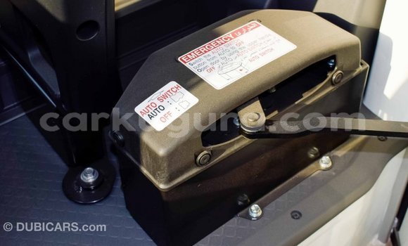 Nunua Imported Toyota Coaster Nyeupe Gari ndani ya Import - Dubai nchini Bujumbura Nunua Imported Toyota Coaster Nyeupe Gari ndani ya Import - Dubai nchini Bujumbura