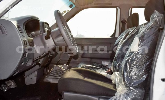Nunua Imported Nissan NP 300 Nyeupe Gari ndani ya Import - Dubai nchini Bujumbura Nunua Imported Nissan NP 300 Nyeupe Gari ndani ya Import - Dubai nchini Bujumbura