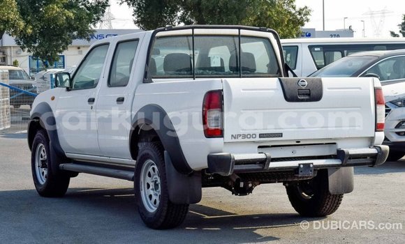 Nunua Imported Nissan NP 300 Nyeupe Gari ndani ya Import - Dubai nchini Bujumbura Nunua Imported Nissan NP 300 Nyeupe Gari ndani ya Import - Dubai nchini Bujumbura
