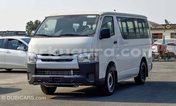 Nunua Imported Toyota Hiace Nyeupe Gari ndani ya Import - Dubai nchini Bujumbura Nunua Imported Toyota Hiace Nyeupe Gari ndani ya Import - Dubai nchini Bujumbura