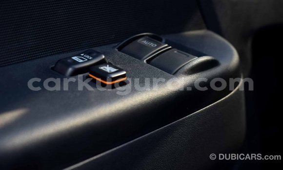 Nunua Imported Toyota Hiace Nyeupe Gari ndani ya Import - Dubai nchini Bujumbura Nunua Imported Toyota Hiace Nyeupe Gari ndani ya Import - Dubai nchini Bujumbura