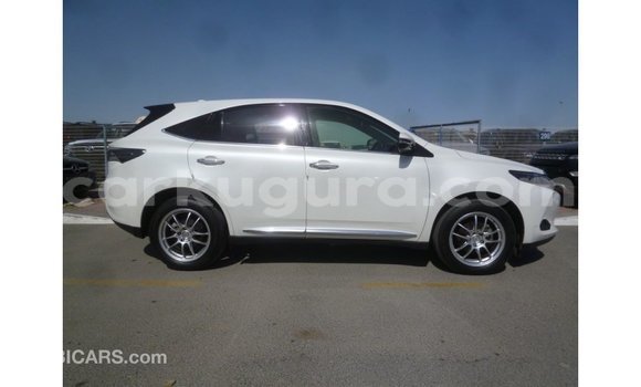 Nunua Imported Toyota Harrier Nyeupe Gari ndani ya Import - Dubai nchini Bujumbura Nunua Imported Toyota Harrier Nyeupe Gari ndani ya Import - Dubai nchini Bujumbura