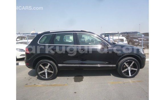 Acheter Import Voiture Volkswagen Touareg Noir à Import - Dubai, Bujumbura Acheter Import Voiture Volkswagen Touareg Noir à Import - Dubai, Bujumbura