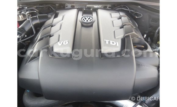 Acheter Import Voiture Volkswagen Touareg Noir à Import - Dubai, Bujumbura Acheter Import Voiture Volkswagen Touareg Noir à Import - Dubai, Bujumbura