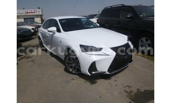 Acheter Import Voiture Lexus IS Blanc à Import - Dubai, Bujumbura Acheter Import Voiture Lexus IS Blanc à Import - Dubai, Bujumbura
