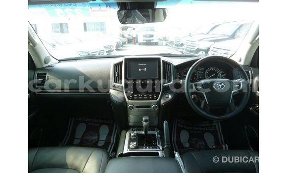 Nunua Imported Toyota Land Cruiser Nyingine Gari ndani ya Import - Dubai nchini Bujumbura Nunua Imported Toyota Land Cruiser Nyingine Gari ndani ya Import - Dubai nchini Bujumbura