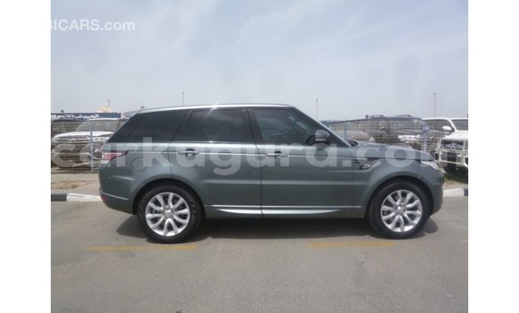 Buy Import Land Rover Range Rover Green Car in Import - Dubai in Bujumbura Buy Import Land Rover Range Rover Green Car in Import - Dubai in Bujumbura