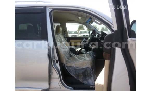 Buy Import Toyota Land Cruiser Other Car in Import - Dubai in Bujumbura Buy Import Toyota Land Cruiser Other Car in Import - Dubai in Bujumbura