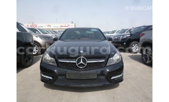 Acheter Import Voiture Mercedes-Benz 190 Noir à Import - Dubai, Bujumbura Acheter Import Voiture Mercedes-Benz 190 Noir à Import - Dubai, Bujumbura