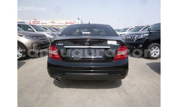 Acheter Import Voiture Mercedes-Benz 190 Noir à Import - Dubai, Bujumbura Acheter Import Voiture Mercedes-Benz 190 Noir à Import - Dubai, Bujumbura