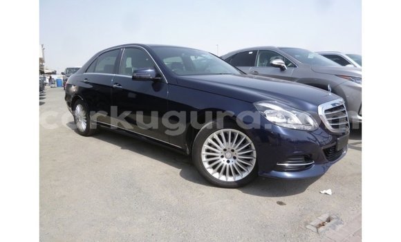 Acheter Import Voiture Mercedes-Benz 200 Bleu à Import - Dubai, Bujumbura