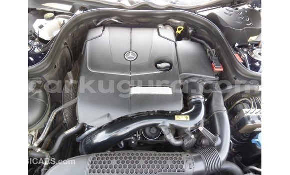 Acheter Import Voiture Mercedes-Benz 200 Bleu à Import - Dubai, Bujumbura Acheter Import Voiture Mercedes-Benz 200 Bleu à Import - Dubai, Bujumbura