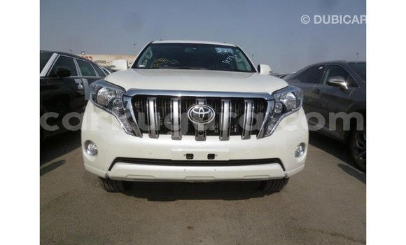 Acheter Import Voiture Toyota Prado Blanc à Import - Dubai, Bujumbura Acheter Import Voiture Toyota Prado Blanc à Import - Dubai, Bujumbura