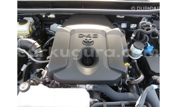 Acheter Import Voiture Toyota Prado Blanc à Import - Dubai, Bujumbura Acheter Import Voiture Toyota Prado Blanc à Import - Dubai, Bujumbura