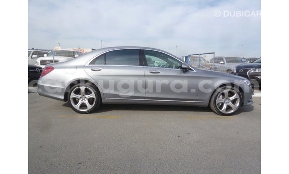 Buy Import Mercedes-Benz 190 Other Car in Import - Dubai in Bujumbura Buy Import Mercedes-Benz 190 Other Car in Import - Dubai in Bujumbura