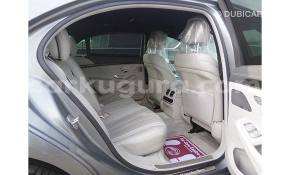 Buy Import Mercedes-Benz 190 Other Car in Import - Dubai in Bujumbura Buy Import Mercedes-Benz 190 Other Car in Import - Dubai in Bujumbura