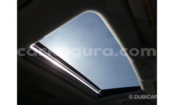 Acheter Import Voiture Toyota Land Cruiser Blanc à Import - Dubai, Bujumbura Acheter Import Voiture Toyota Land Cruiser Blanc à Import - Dubai, Bujumbura