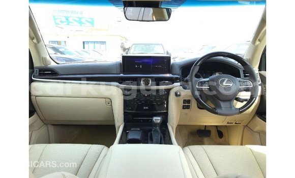 Acheter Import Voiture Lexus LX Noir à Import - Dubai, Bujumbura Acheter Import Voiture Lexus LX Noir à Import - Dubai, Bujumbura