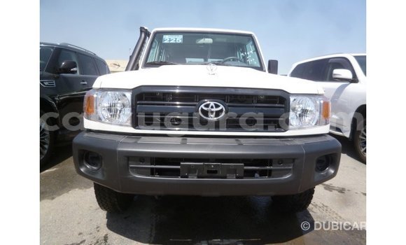 Buy Import Toyota Land Cruiser White Car in Import - Dubai in Bujumbura Buy Import Toyota Land Cruiser White Car in Import - Dubai in Bujumbura