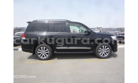 Acheter Import Voiture Toyota Land Cruiser Noir à Import - Dubai, Bujumbura Acheter Import Voiture Toyota Land Cruiser Noir à Import - Dubai, Bujumbura