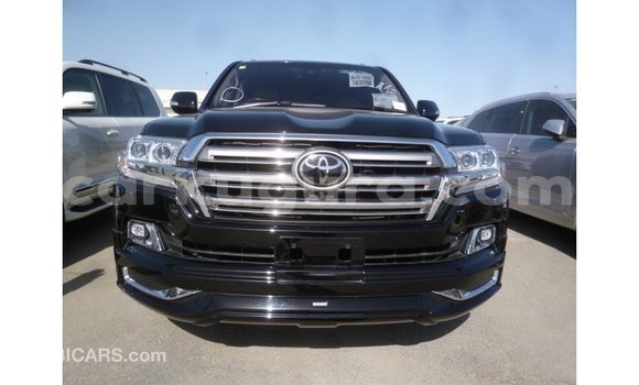 Acheter Import Voiture Toyota Land Cruiser Noir à Import - Dubai, Bujumbura Acheter Import Voiture Toyota Land Cruiser Noir à Import - Dubai, Bujumbura