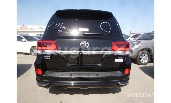 Acheter Import Voiture Toyota Land Cruiser Noir à Import - Dubai, Bujumbura Acheter Import Voiture Toyota Land Cruiser Noir à Import - Dubai, Bujumbura