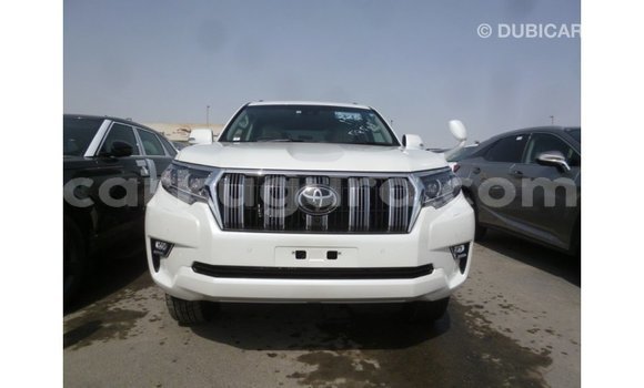 Acheter Import Voiture Toyota Prado Blanc à Import - Dubai, Bujumbura Acheter Import Voiture Toyota Prado Blanc à Import - Dubai, Bujumbura