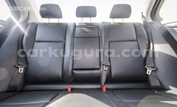 Acheter Import Voiture Mercedes-Benz 200 Blanc à Import - Dubai, Bujumbura Acheter Import Voiture Mercedes-Benz 200 Blanc à Import - Dubai, Bujumbura