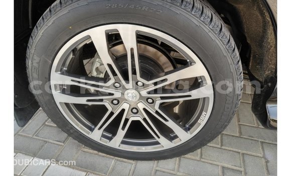 Acheter Import Voiture Toyota Land Cruiser Noir à Import - Dubai, Bujumbura Acheter Import Voiture Toyota Land Cruiser Noir à Import - Dubai, Bujumbura