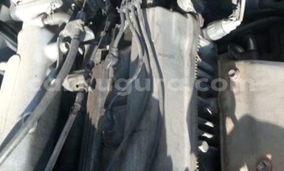 Nunua Ilio tumika Toyota RAV4 Fedha Gari ndani ya Bujumbura nchini Bujumbura Nunua Ilio tumika Toyota RAV4 Fedha Gari ndani ya Bujumbura nchini Bujumbura