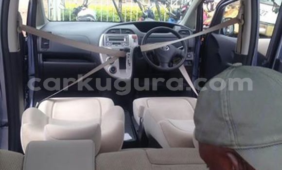 Acheter Occasion Voiture Toyota Ractis Bleu à Bujumbura, Bujumbura Acheter Occasion Voiture Toyota Ractis Bleu à Bujumbura, Bujumbura