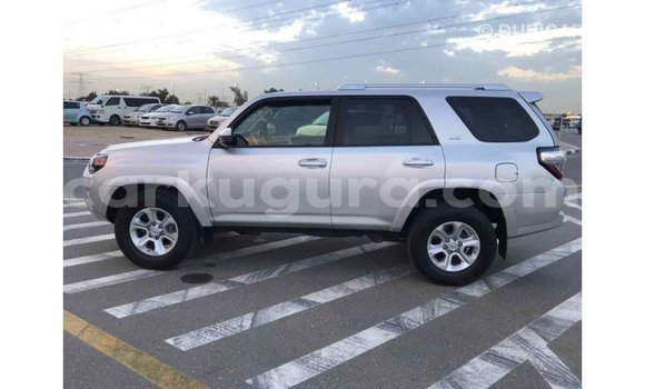 Nunua Imported Toyota 4Runner Nyingine Gari ndani ya Import - Dubai nchini Bujumbura Nunua Imported Toyota 4Runner Nyingine Gari ndani ya Import - Dubai nchini Bujumbura